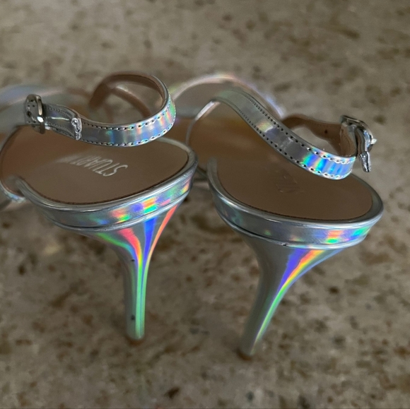 Women's Stuart Weitzman Clear Silver Sheer Heels, Size 9.5 - Picture 9 of 10